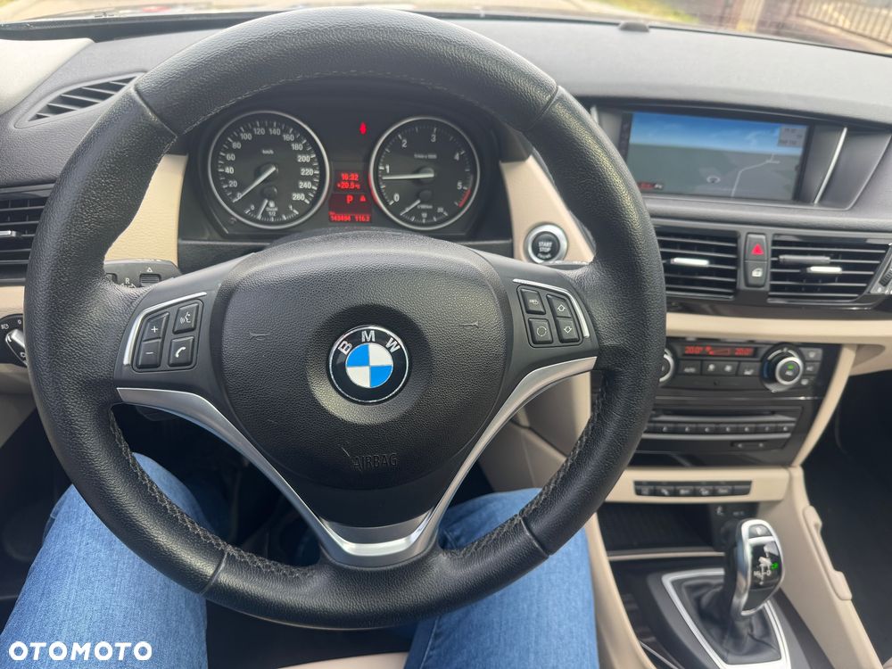 BMW X1 xDrive25d Sport Line - 18