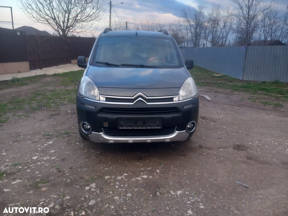 Citroën Berlingo 1.6 HDI First - 12