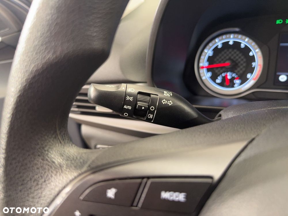 Hyundai i20 - 18