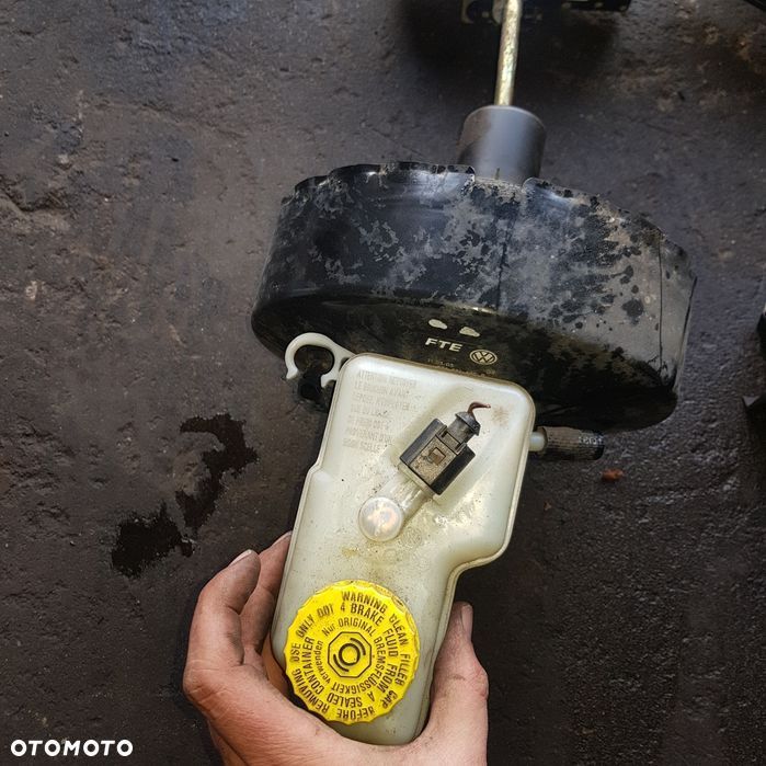 Pompa hamulcowa serwo skoda Fabia 1 z 2002r 1.2 12v - 2