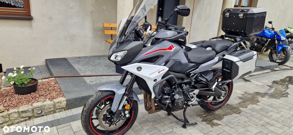 Yamaha MT - 6