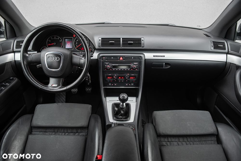 Audi A4 Avant 1.8 T quattro - 24