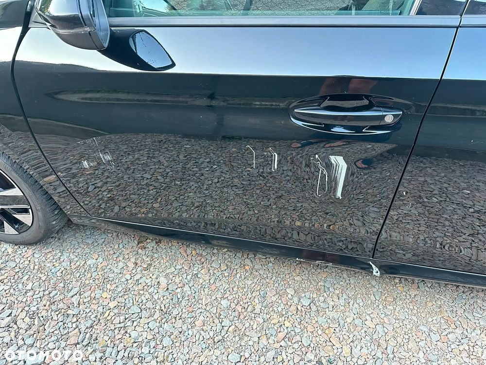 Peugeot 208 PureTech 100 Allure - 17