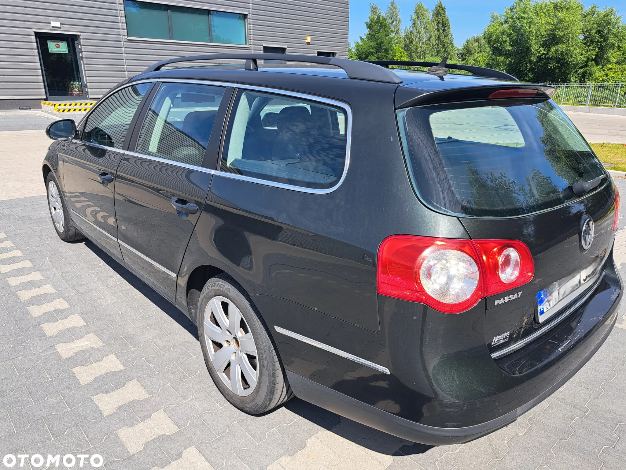 Volkswagen Passat 2.0 TDI Comfortline - 12
