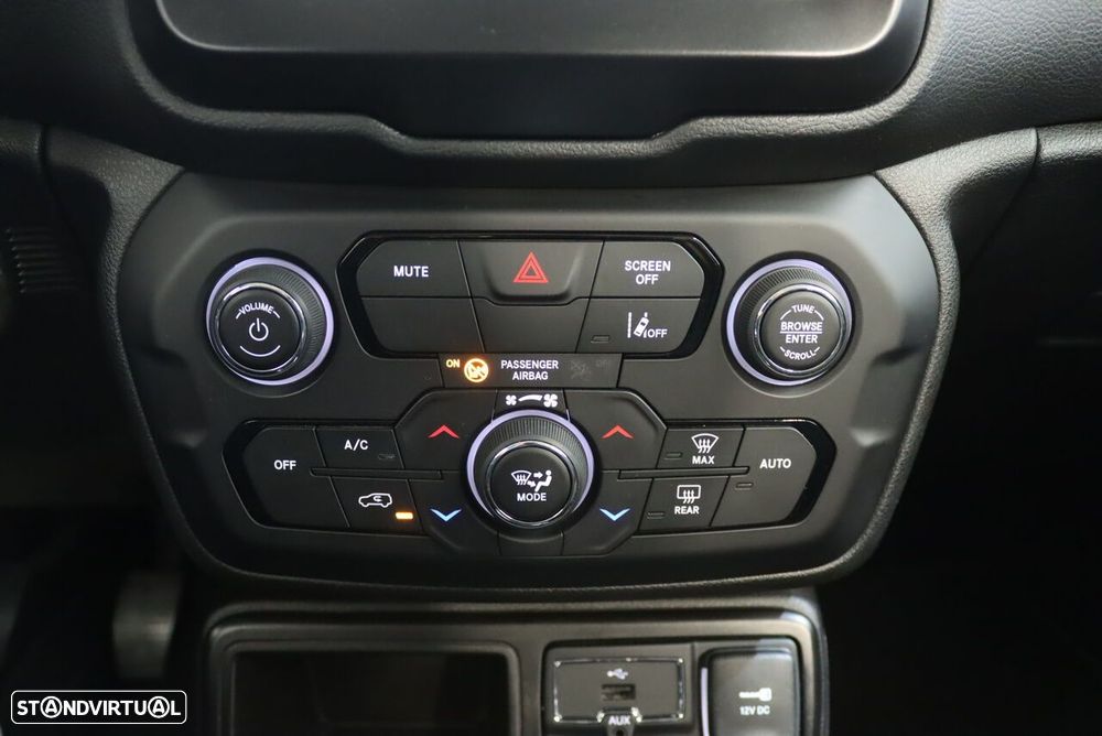 Jeep Renegade 1.0 T Limited - 28