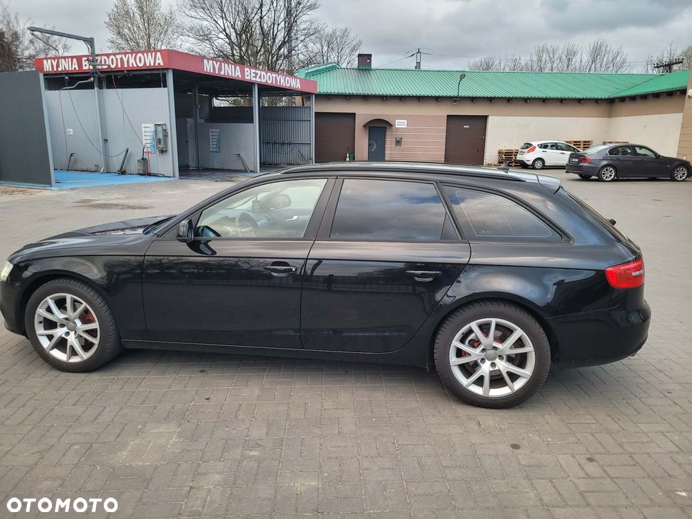 Audi A4 Avant 2.0 TDI Limited Edition - 3
