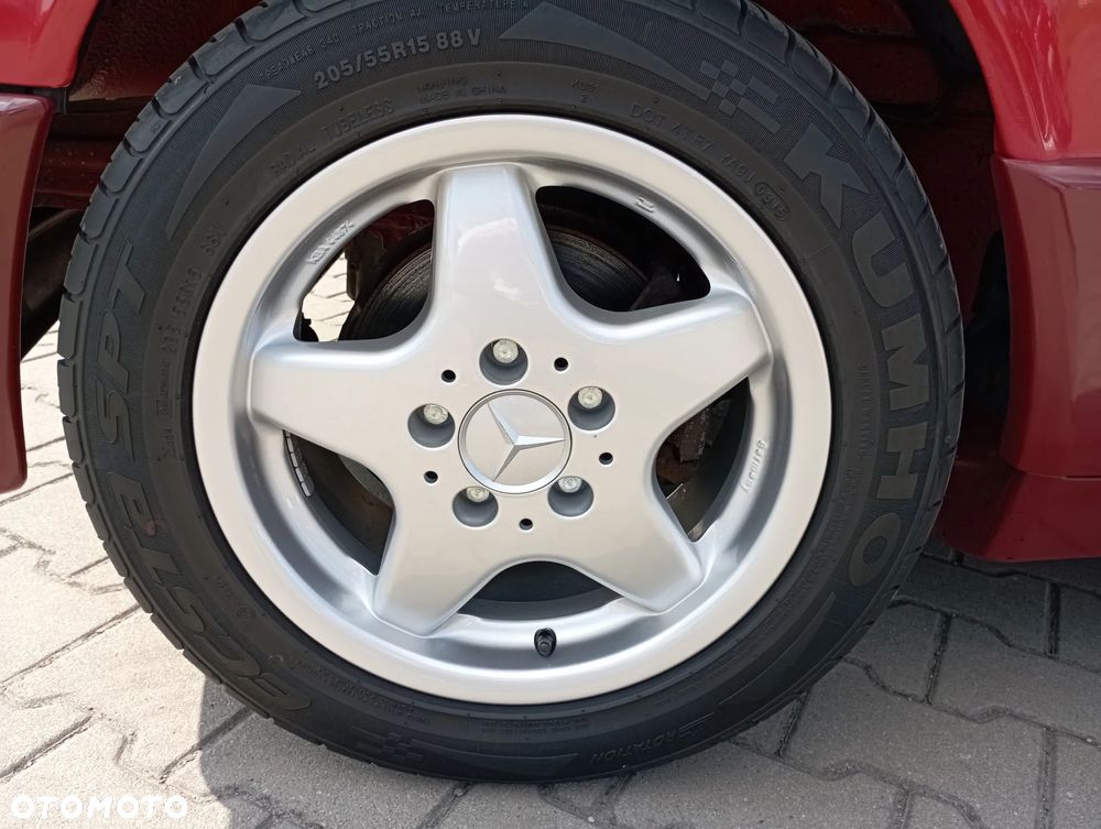 Mercedes-Benz W201 (190) - 14