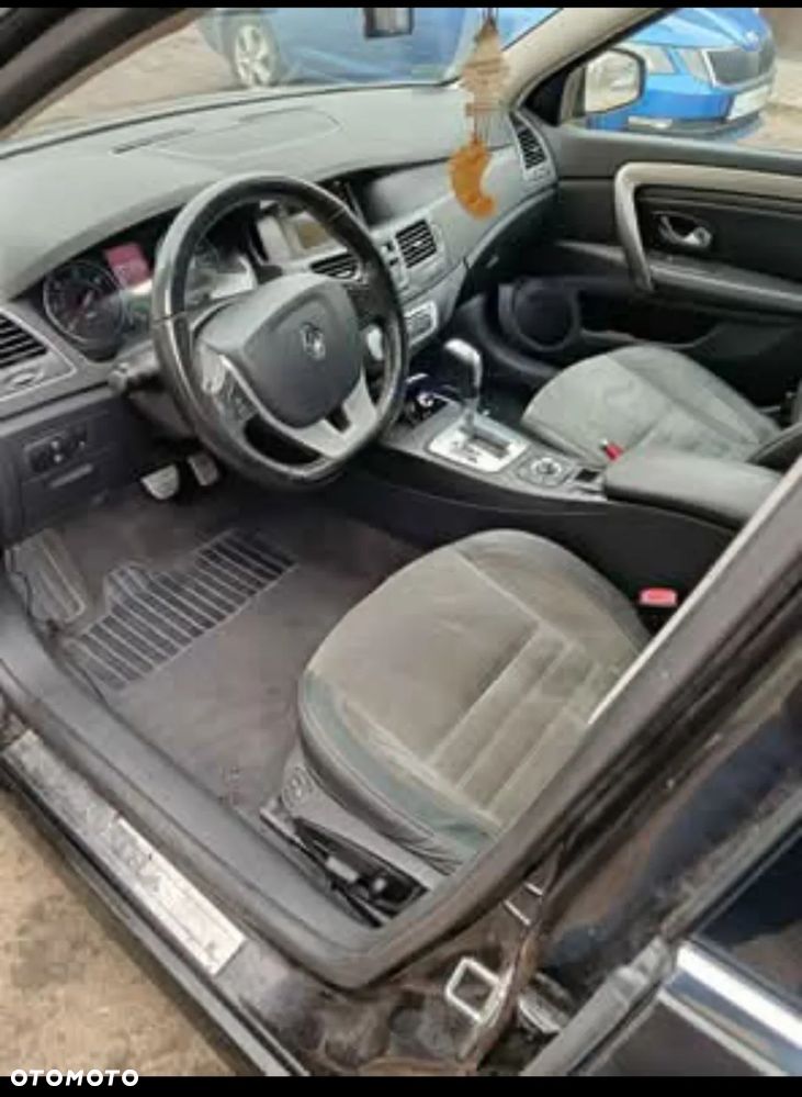 Renault Laguna dCi 175 FAP GT - 8