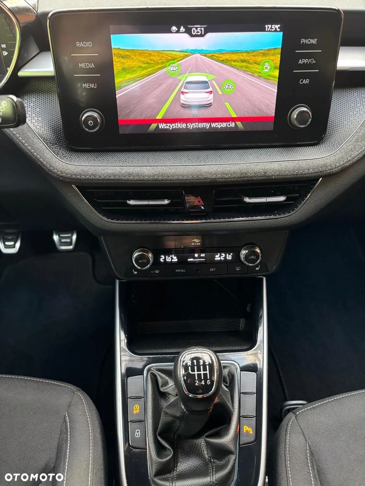 Skoda Fabia 1.0 TSI Monte Carlo - 36