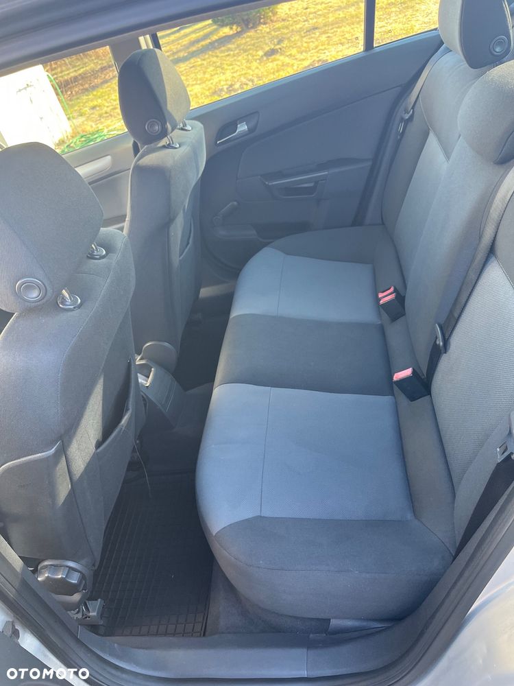 Opel Astra 1.6 Enjoy - 11