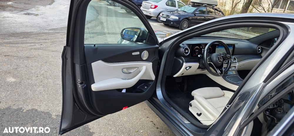 Mercedes-Benz E 220 d Aut. - 3