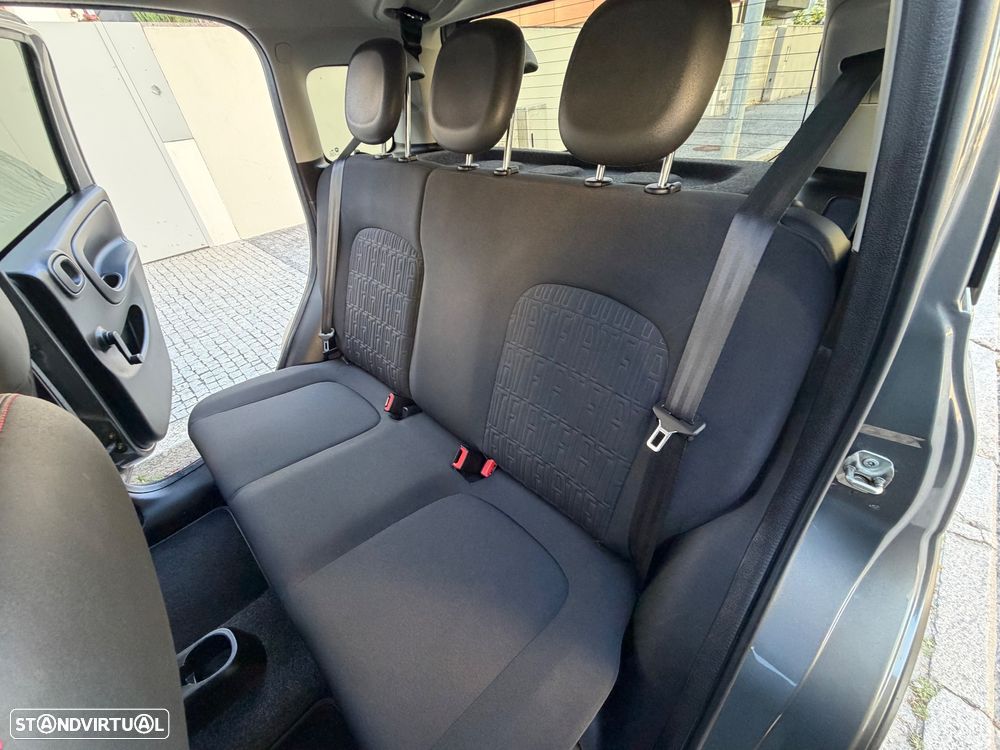 Fiat Panda 1.0 Hybrid (RED) - 9