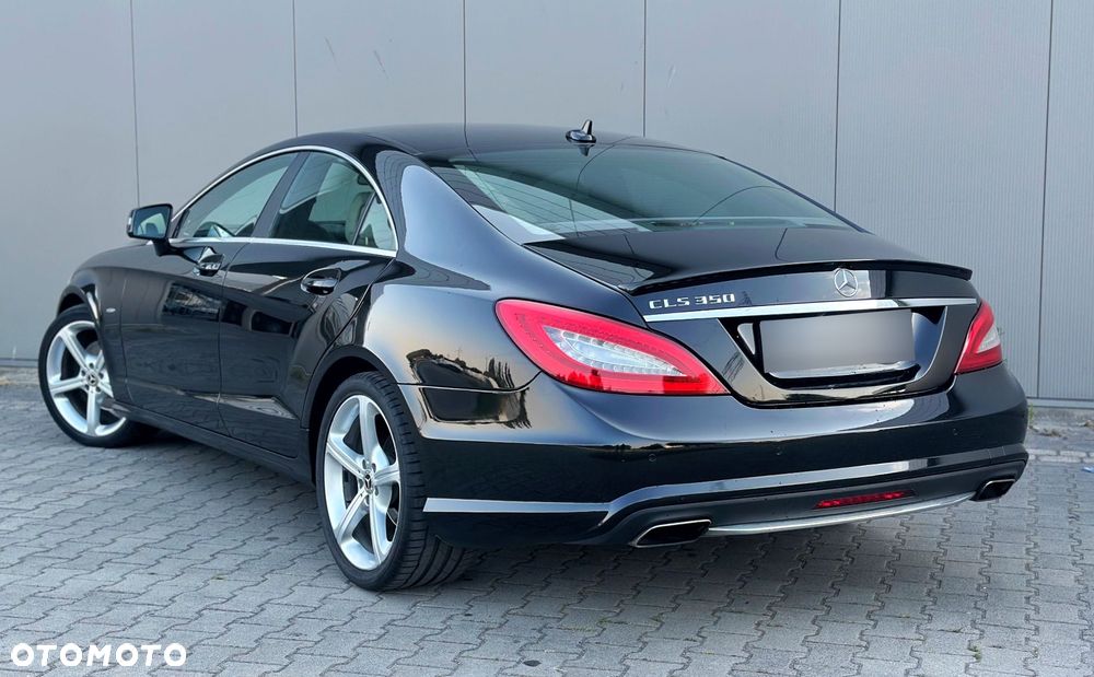 Mercedes-Benz CLS - 4