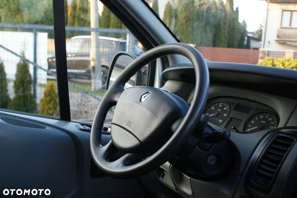 Opel Vivaro - 16