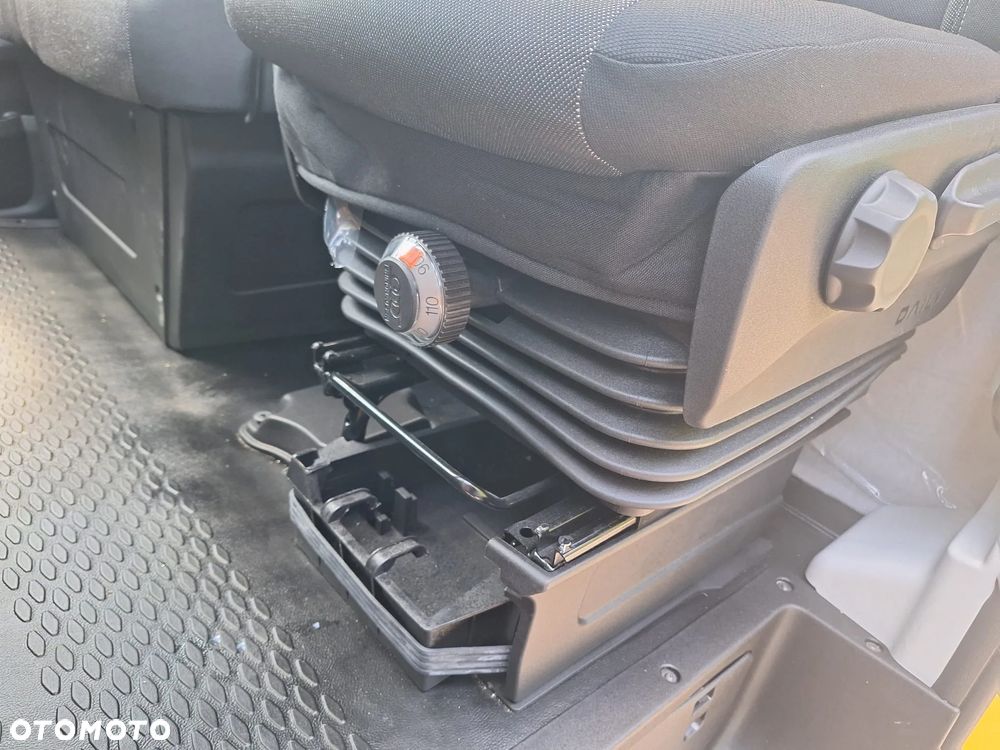 Iveco DAILY 35S21A8P - 37