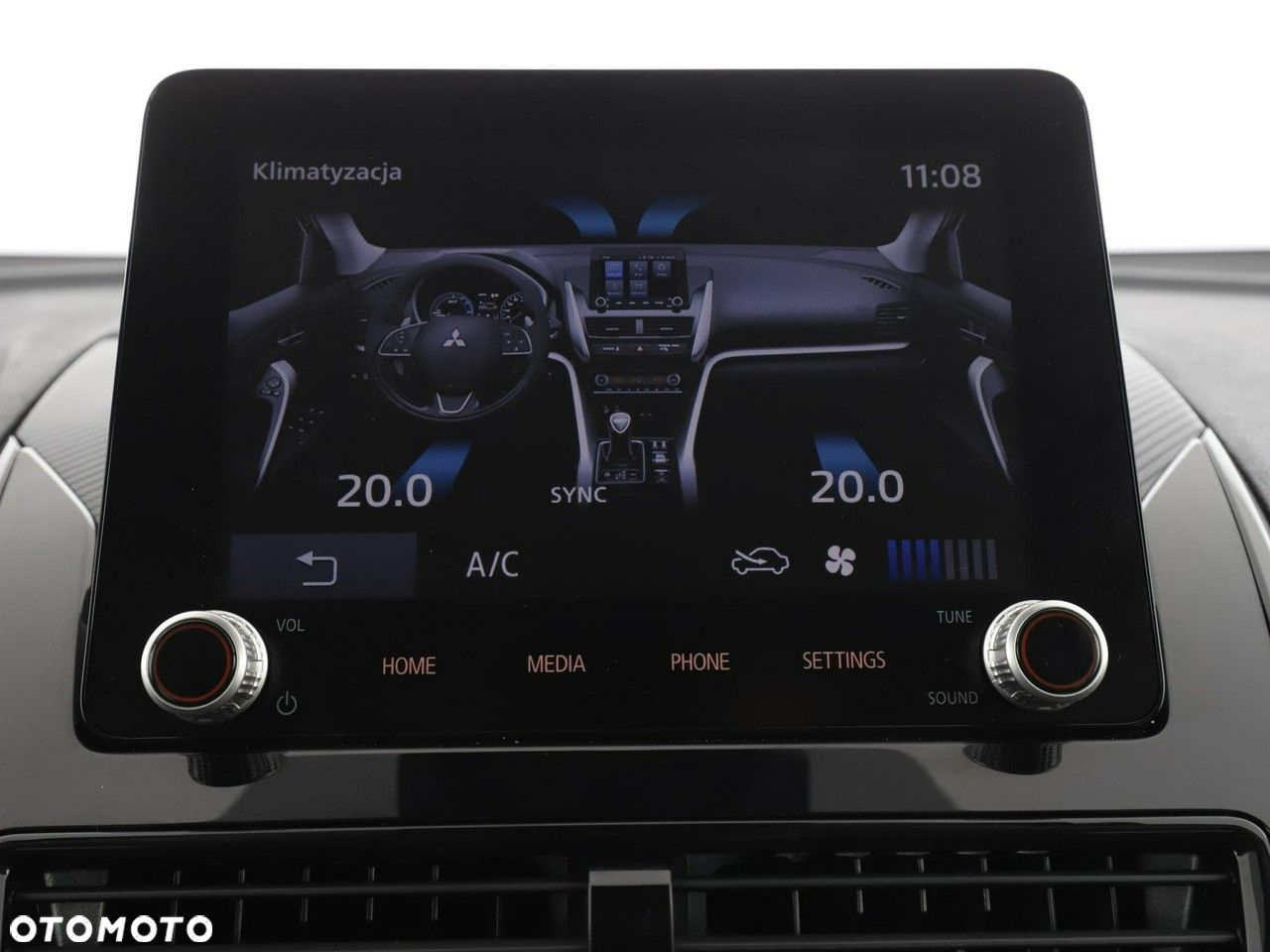 Mitsubishi Eclipse Cross Plug-In Hybrid 4WD Basis - 25