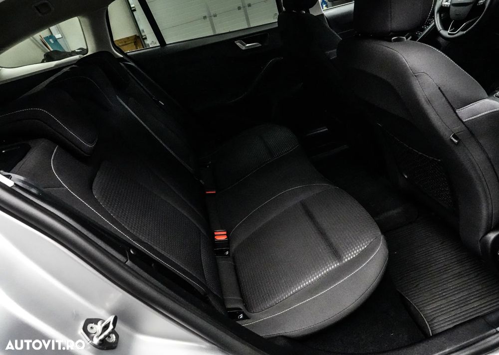 Ford Focus 1.0 EcoBoost Titanium Business - 16