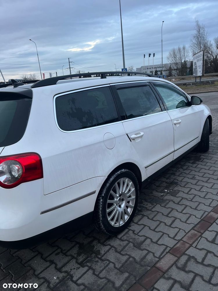 Volkswagen Passat 2.0 TDI DPF Highline - 5