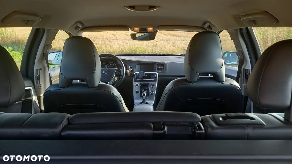 Volvo V60 D3 Geartronic Momentum - 15