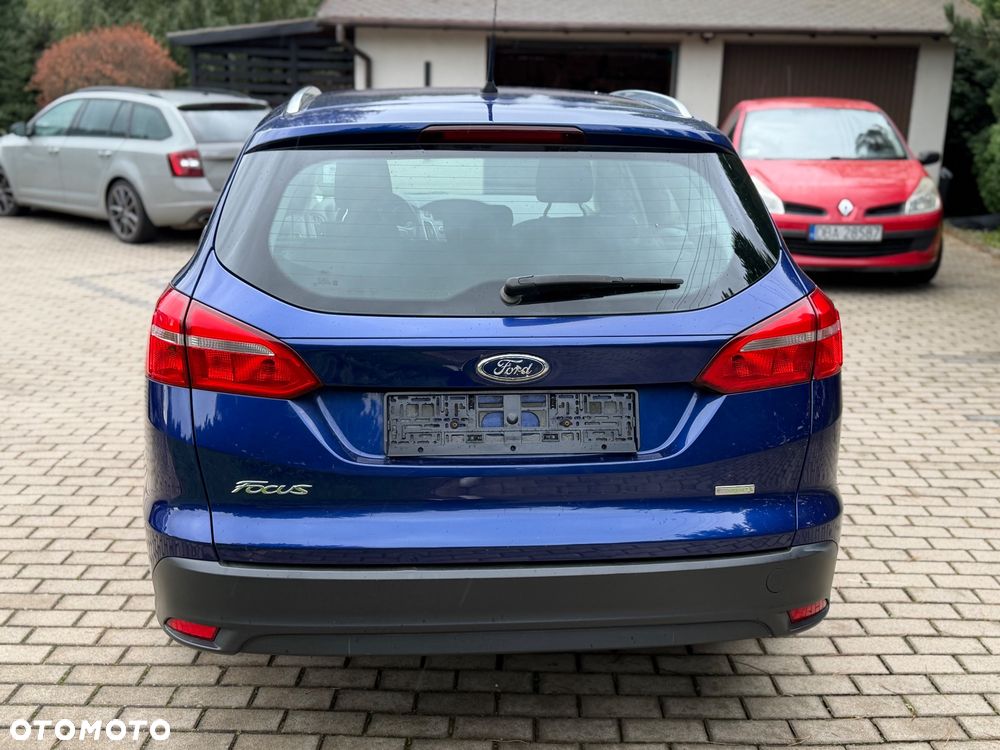 Ford Focus 1.0 EcoBoost Trend - 9