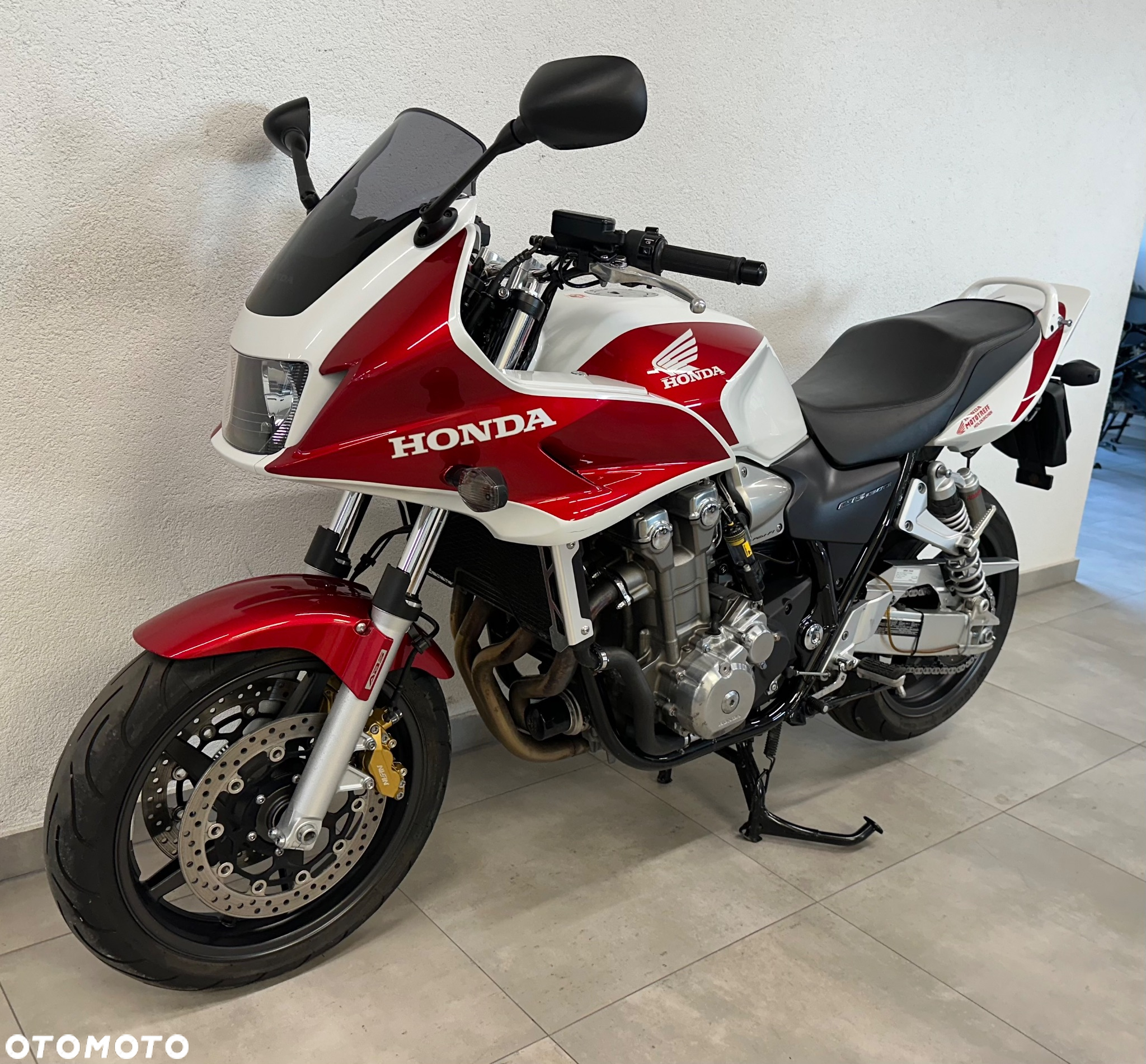 Honda CB - 2