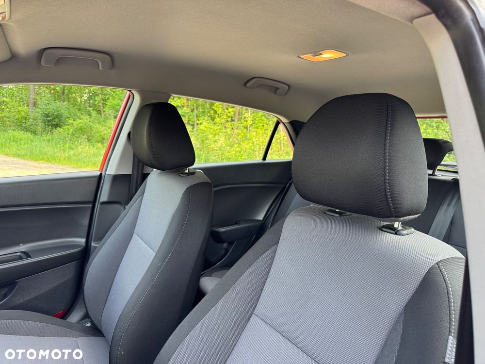 Hyundai i20 1.2 Trend - 14