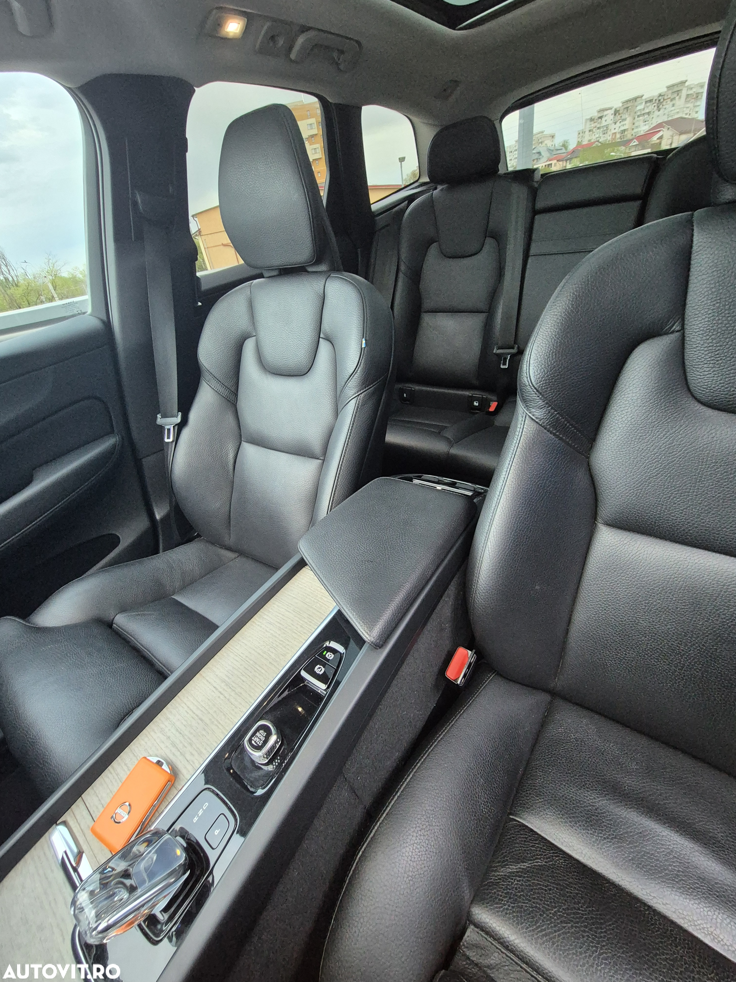 Volvo XC 60 B4 MHEV Inscription - 13