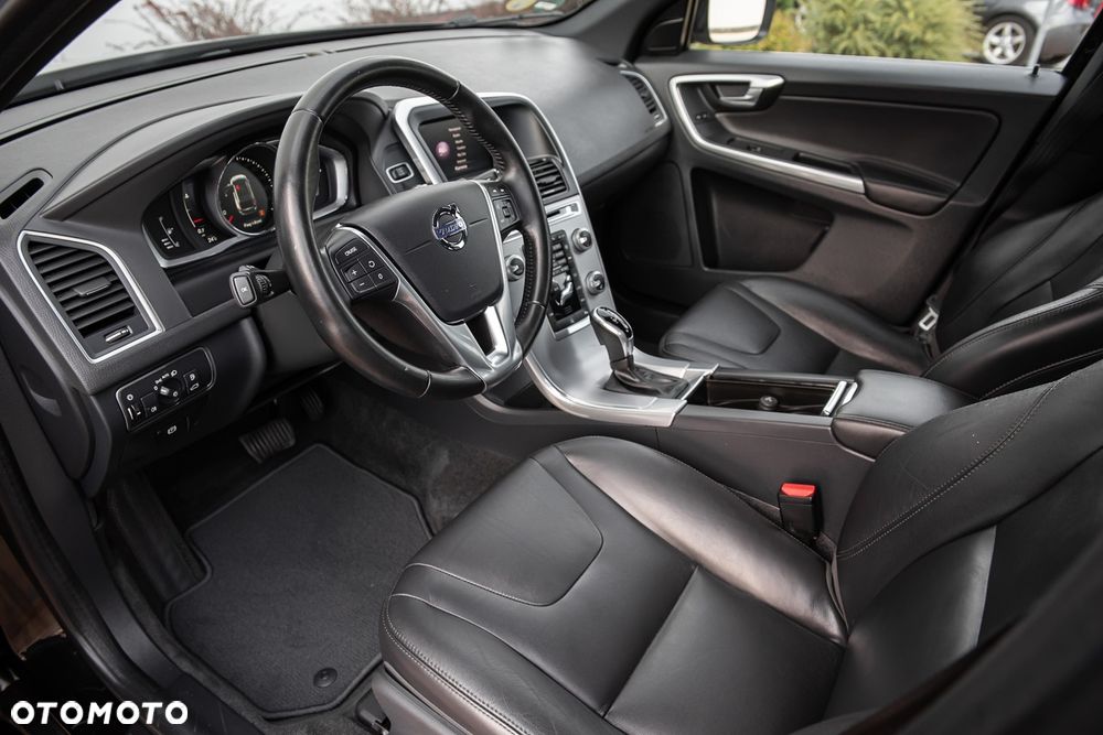 Volvo XC 60 - 16
