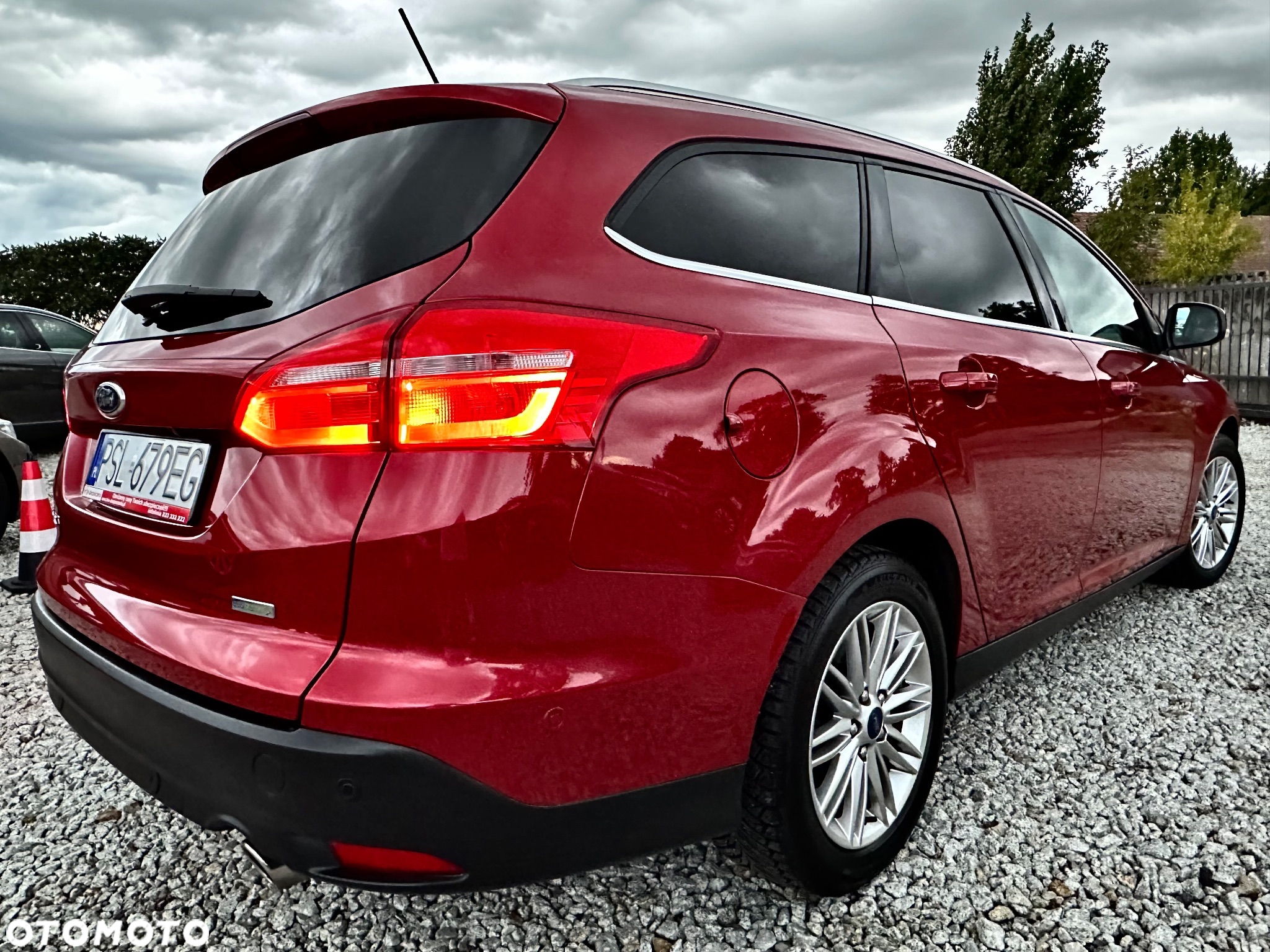 Ford Focus Turnier 1.5 EcoBoost Start-Stopp-System Titanium - 3