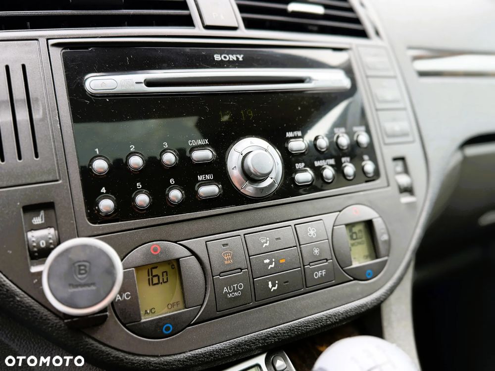 Ford C-MAX - 28