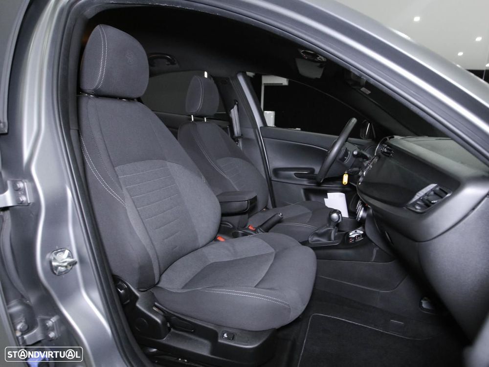 Alfa Romeo Giulietta 1.6 JTDm Sport TCT - 9