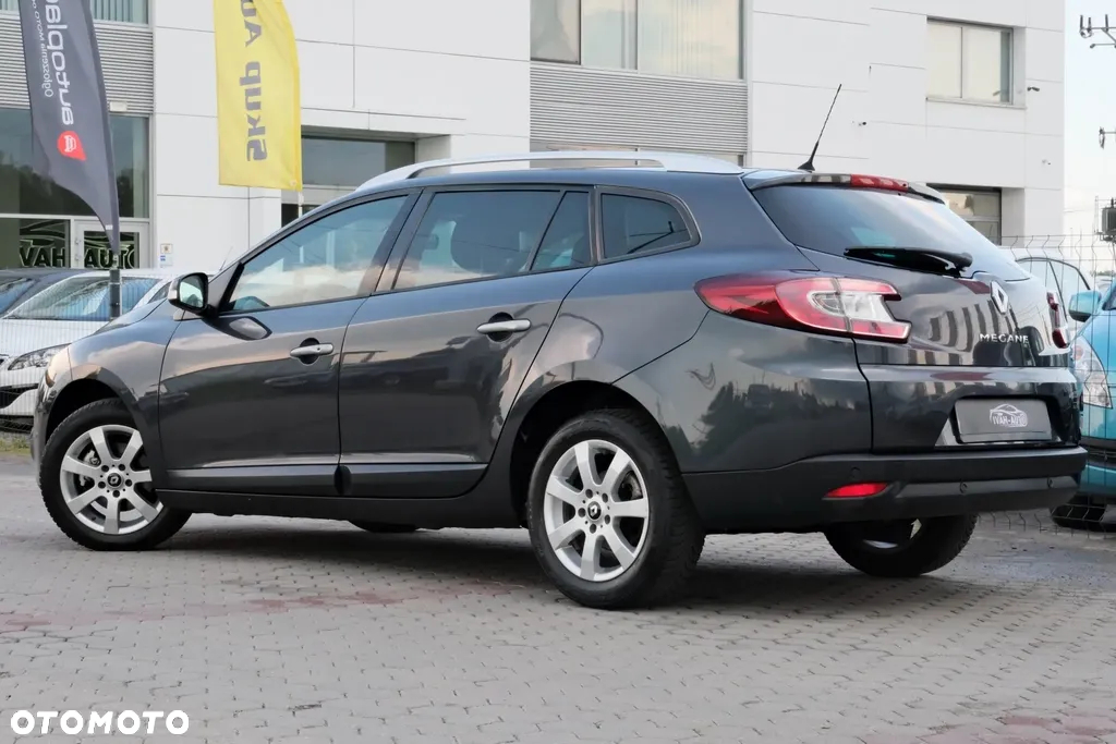 Renault Megane 1.9 dCi Exception - 8
