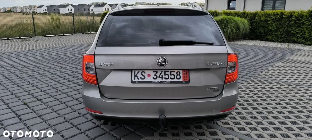 Skoda Superb 1.6 TDI Elegance Greenline - 11