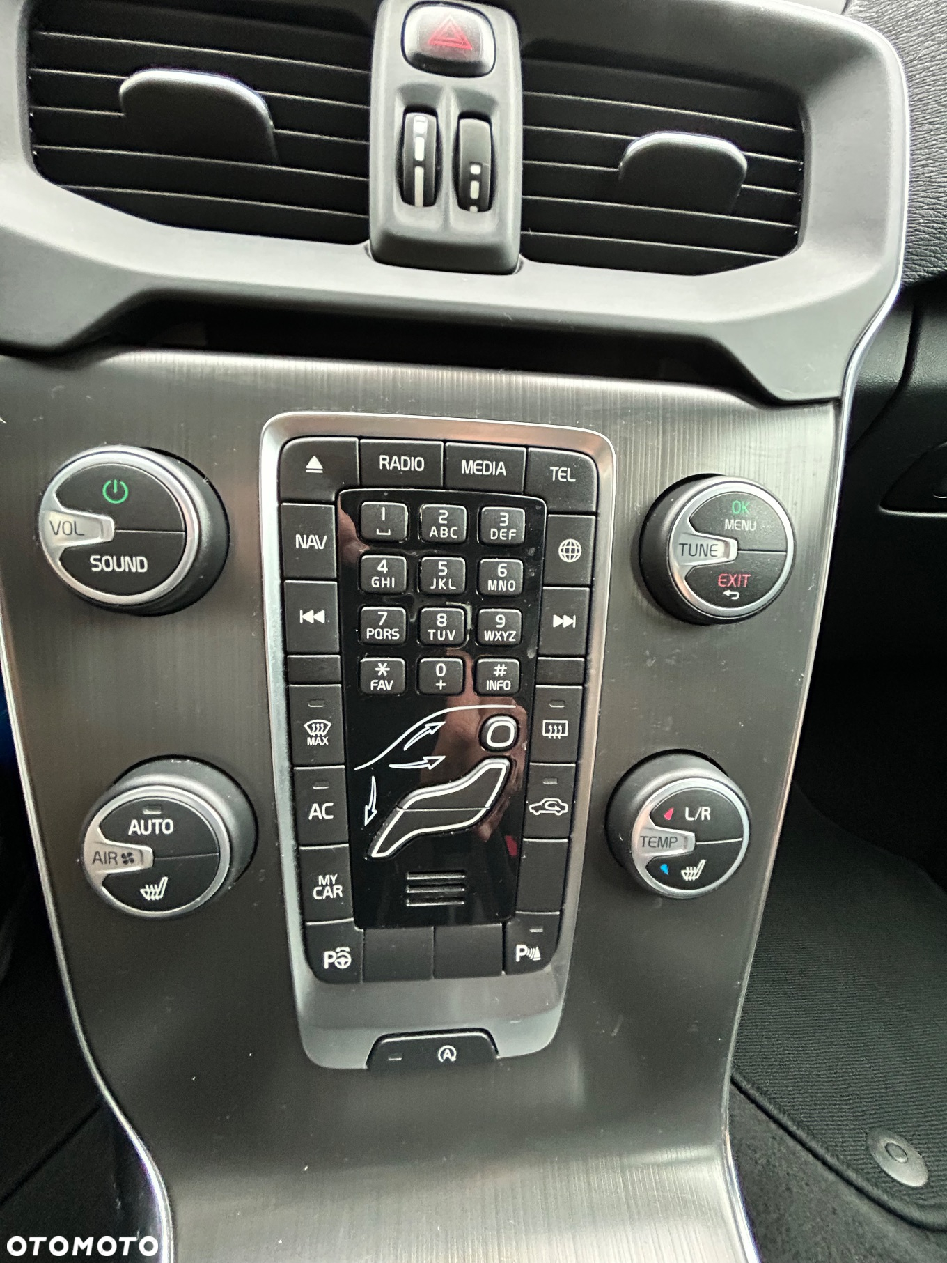 Volvo V40 D2 Drive-E Summum - 16