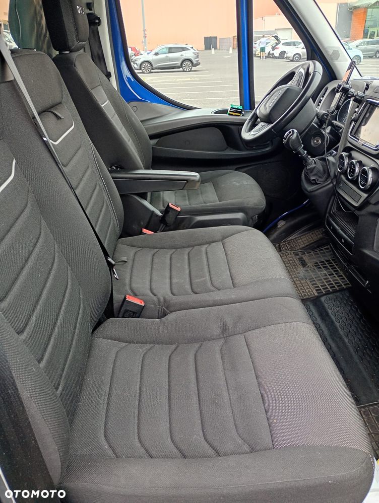Iveco 35s18 - 16
