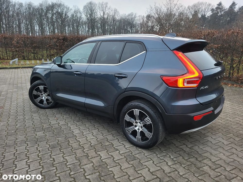 Volvo XC 40 B4 B DKG Momentum - 8