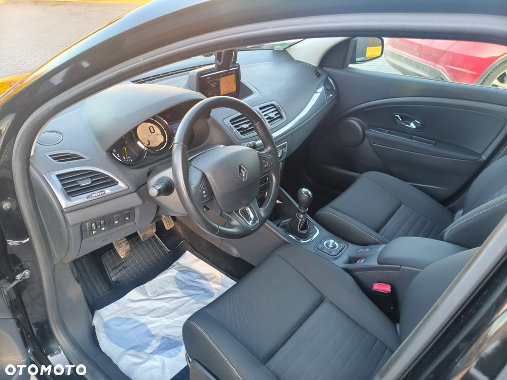 Renault Megane ENERGY TCe 130 Start & Stop LIMITED - 12