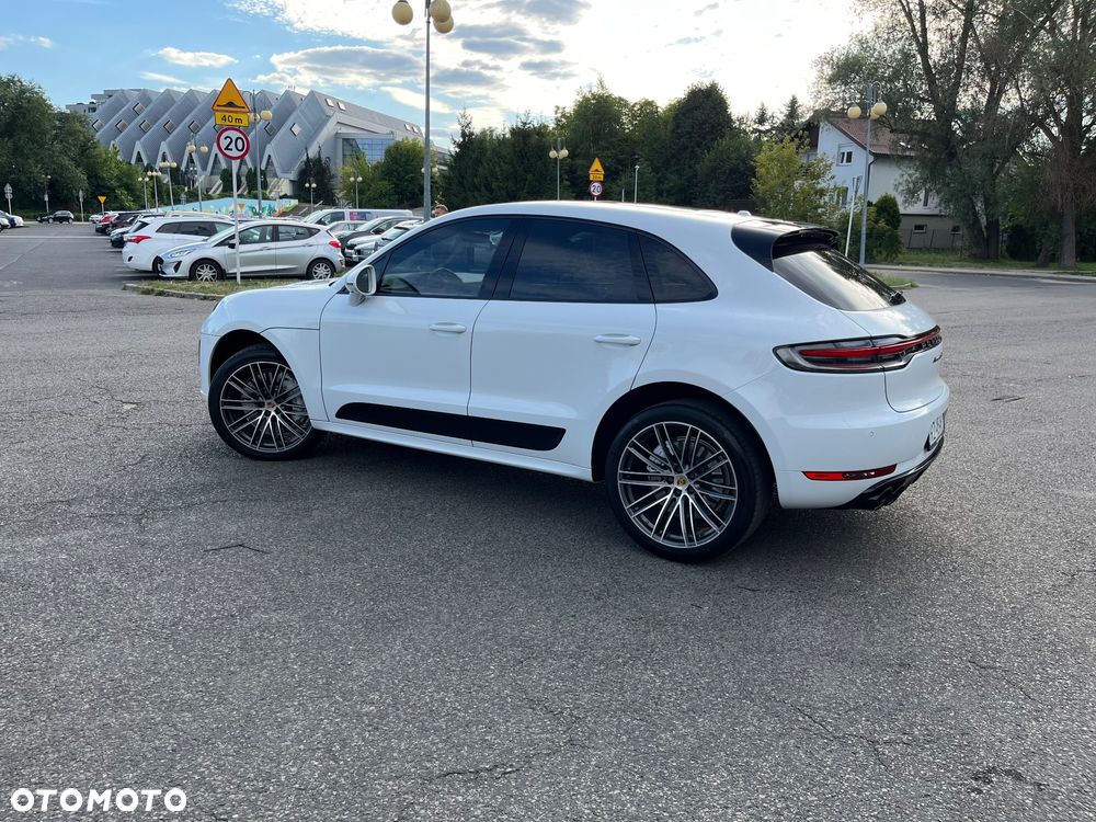 Porsche Macan Turbo - 20