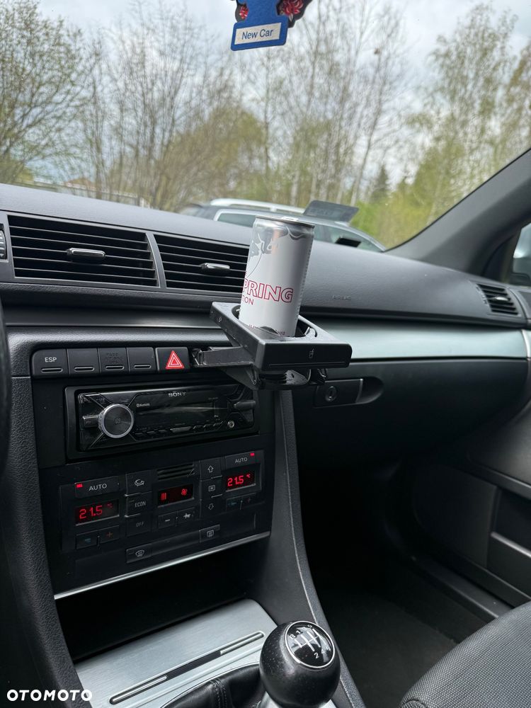 Audi A4 Avant 2.0 TDI - 8