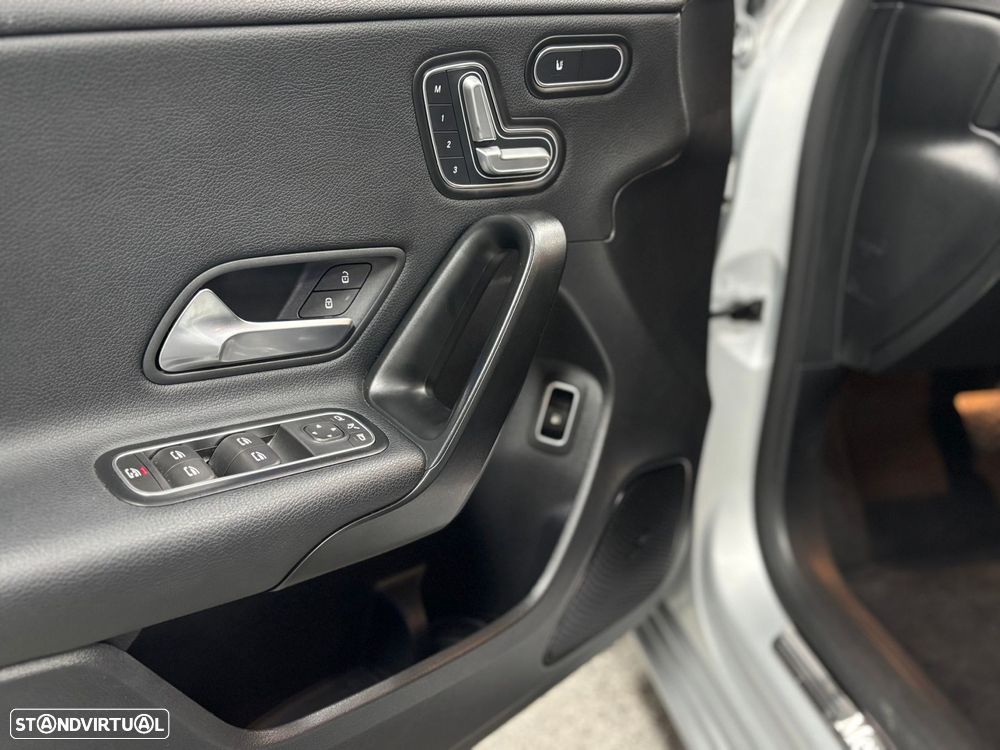 Mercedes-Benz A 250 e 8G-DCT Special Edition - 9