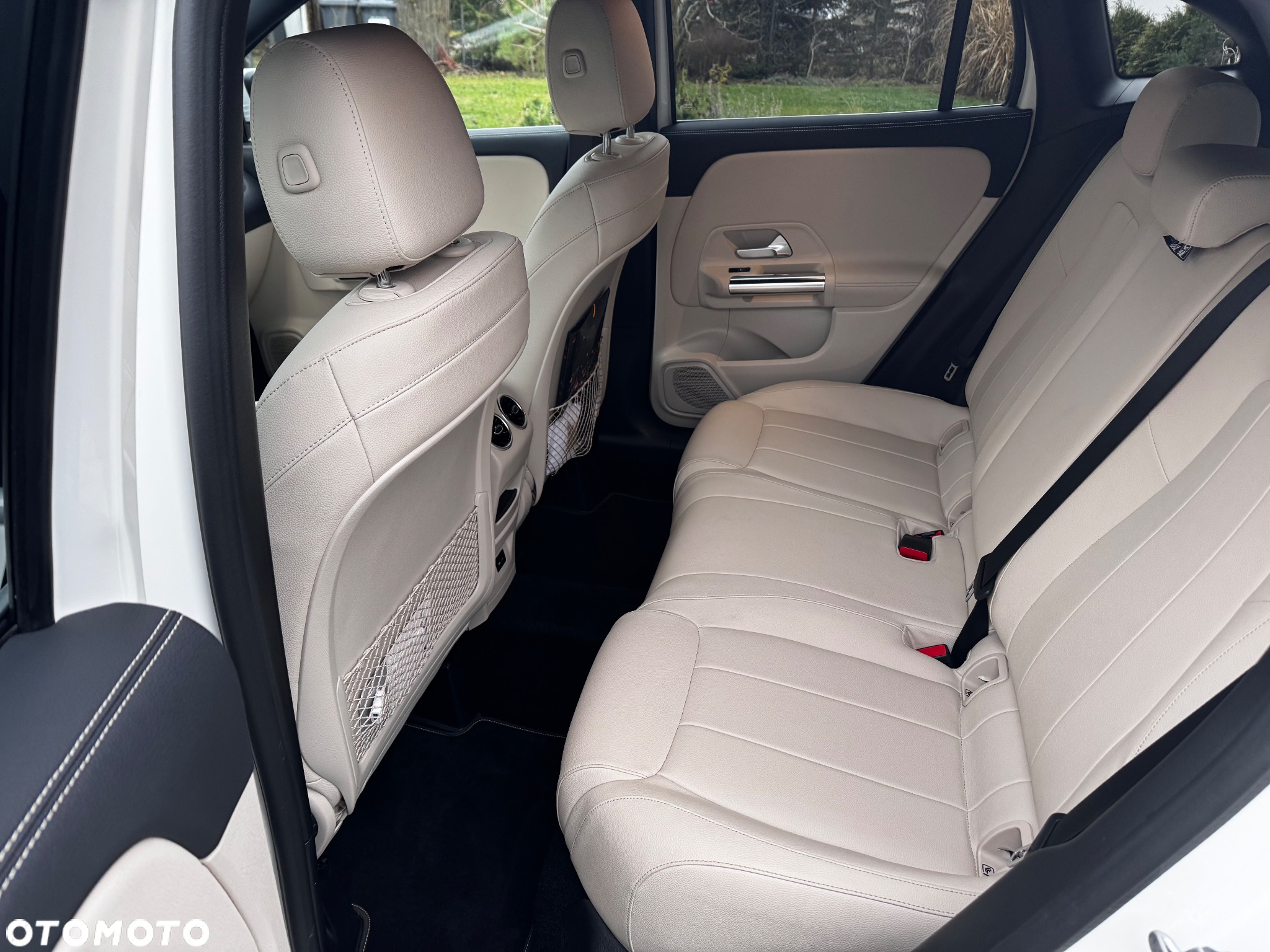 Mercedes-Benz GLA 200 - 19