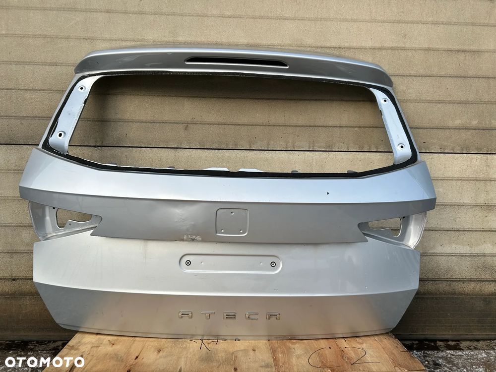 SEAT ALTECA 575827105 KLAPA POKRYWA BAGAŻNIKA TYŁ TYLNA
