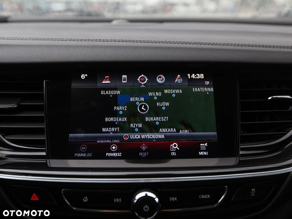 Opel Insignia 2.0 BiTrb D 4x4 Automatik Exclusive - 32