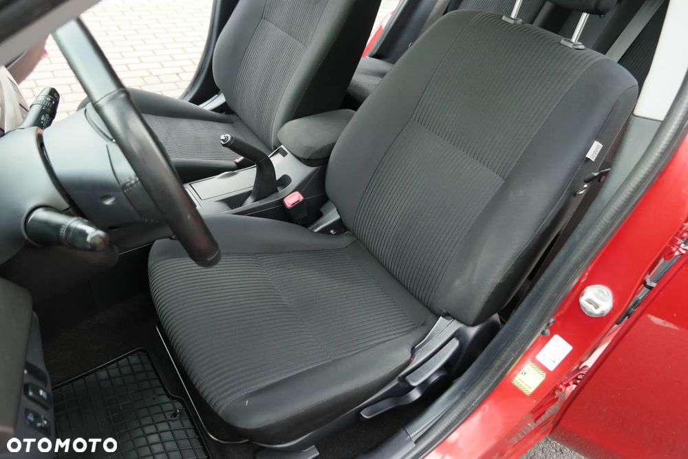 Mitsubishi Lancer - 25