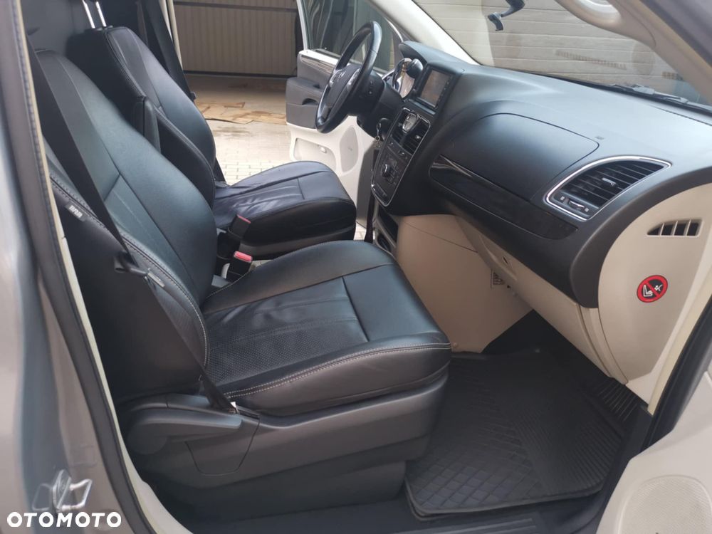 Lancia Voyager 2.8 Multijet 16v Silver - 8