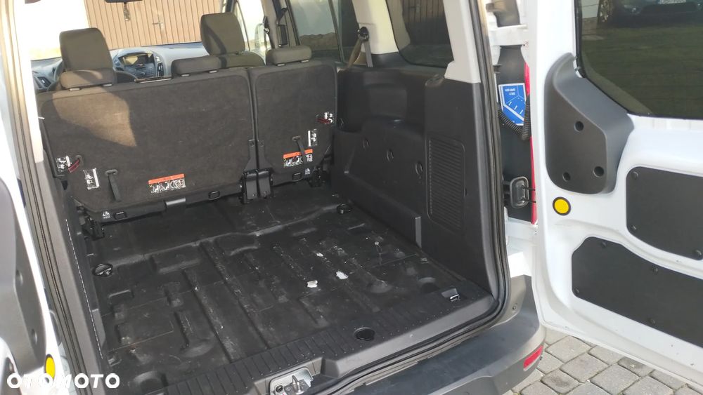 Ford Tourneo Connect 1.5TDCi Ambiente - 19