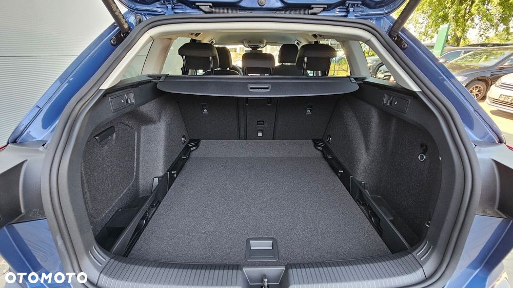 Volkswagen Golf Variant - 15