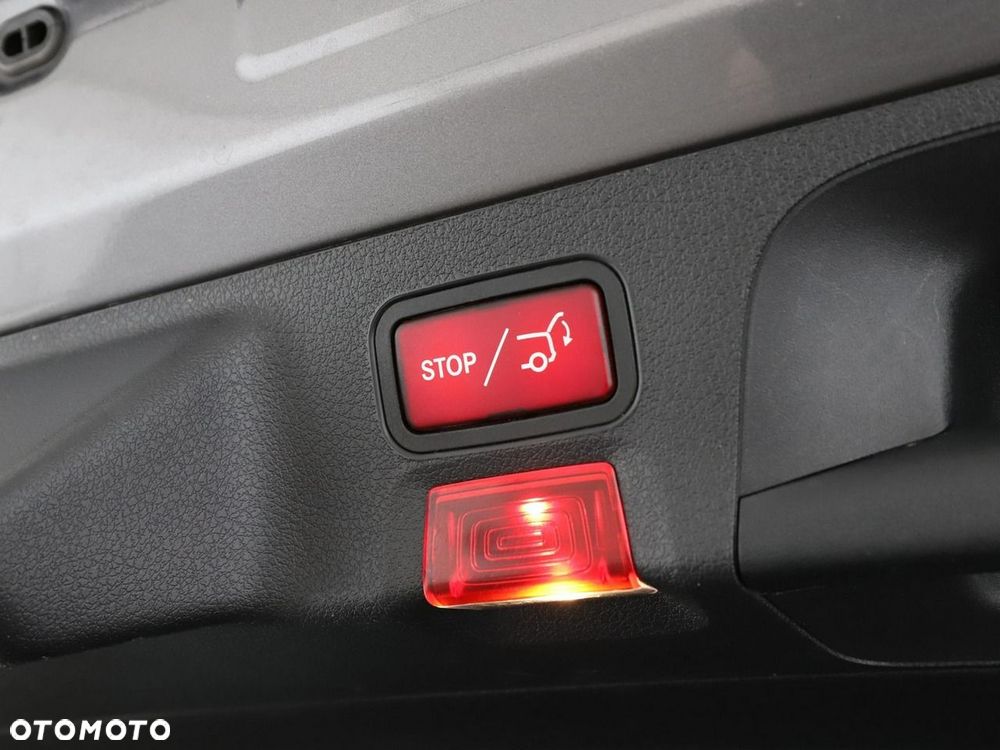 Mercedes-Benz CLA 250 e PHEV AMG Line 8G-DCT - 41