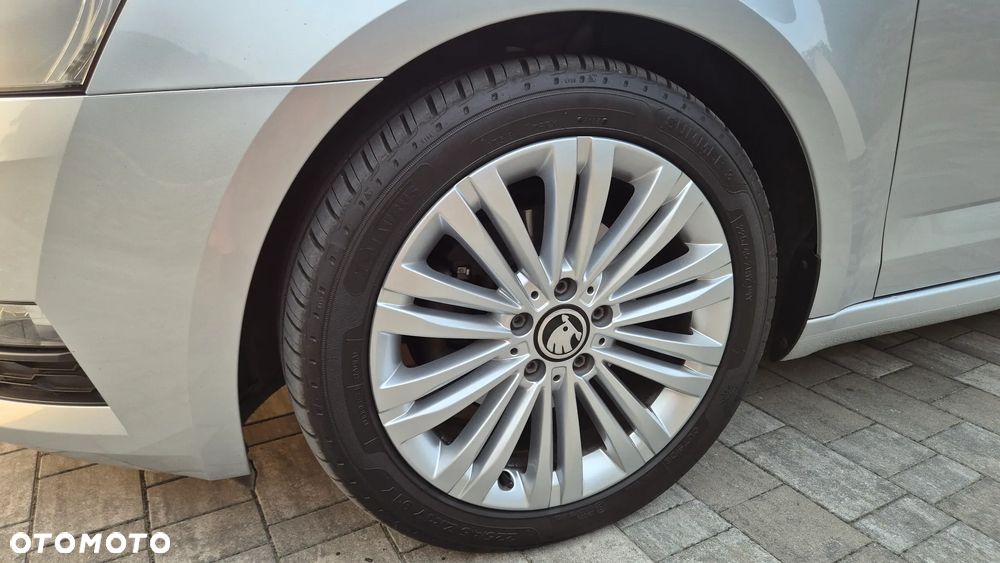 Skoda Octavia 2.0 TDI Edition DSG EU6 - 25