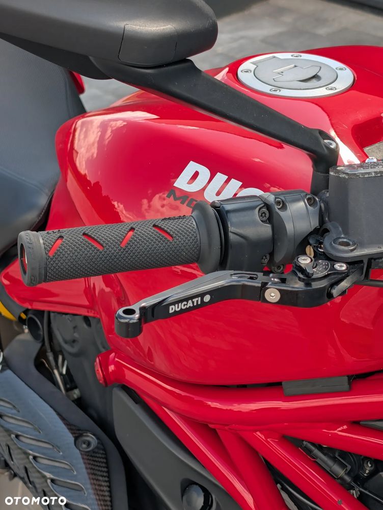 Ducati Monster - 22
